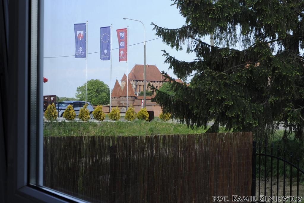 Ferienwohnung Gosciniec W Malborku Exterior foto